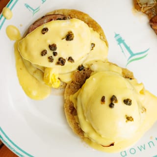 EGGS BENEDICT