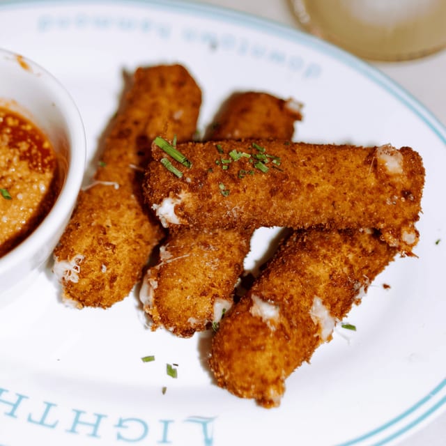 FRITES DE MOZZARELLA.
